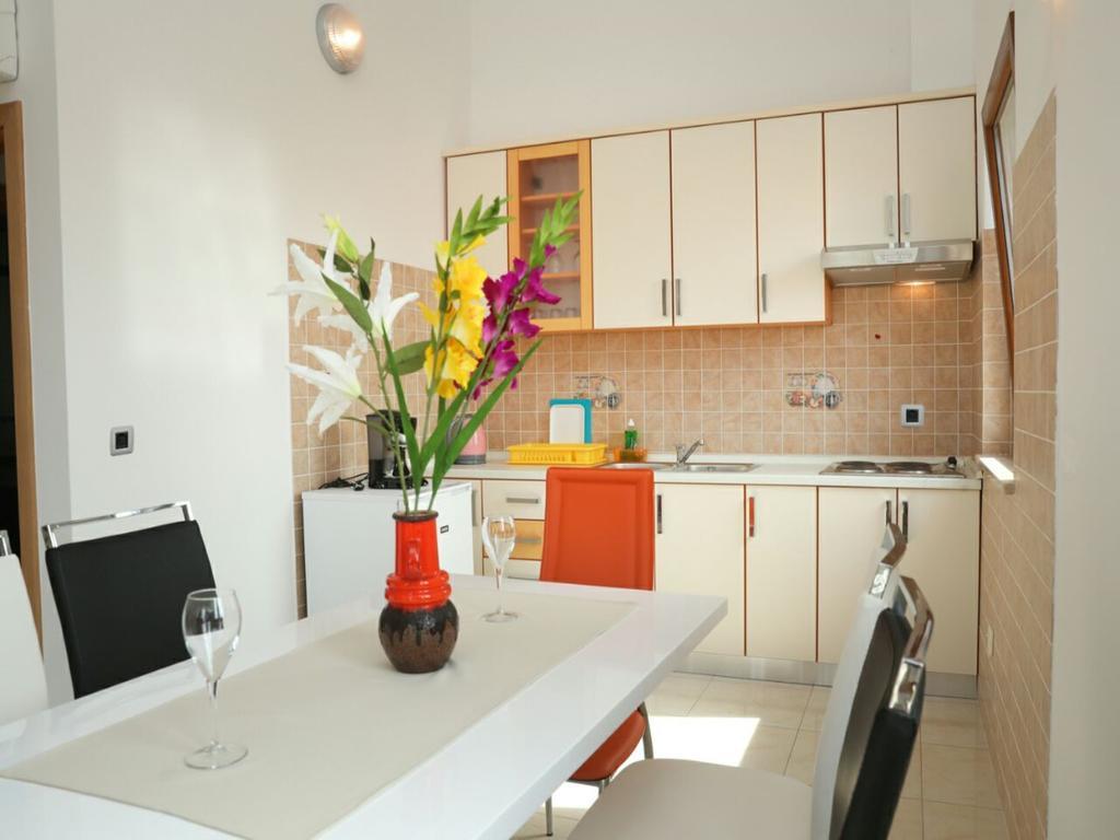 Apartments Sveto Ровінь Екстер'єр фото