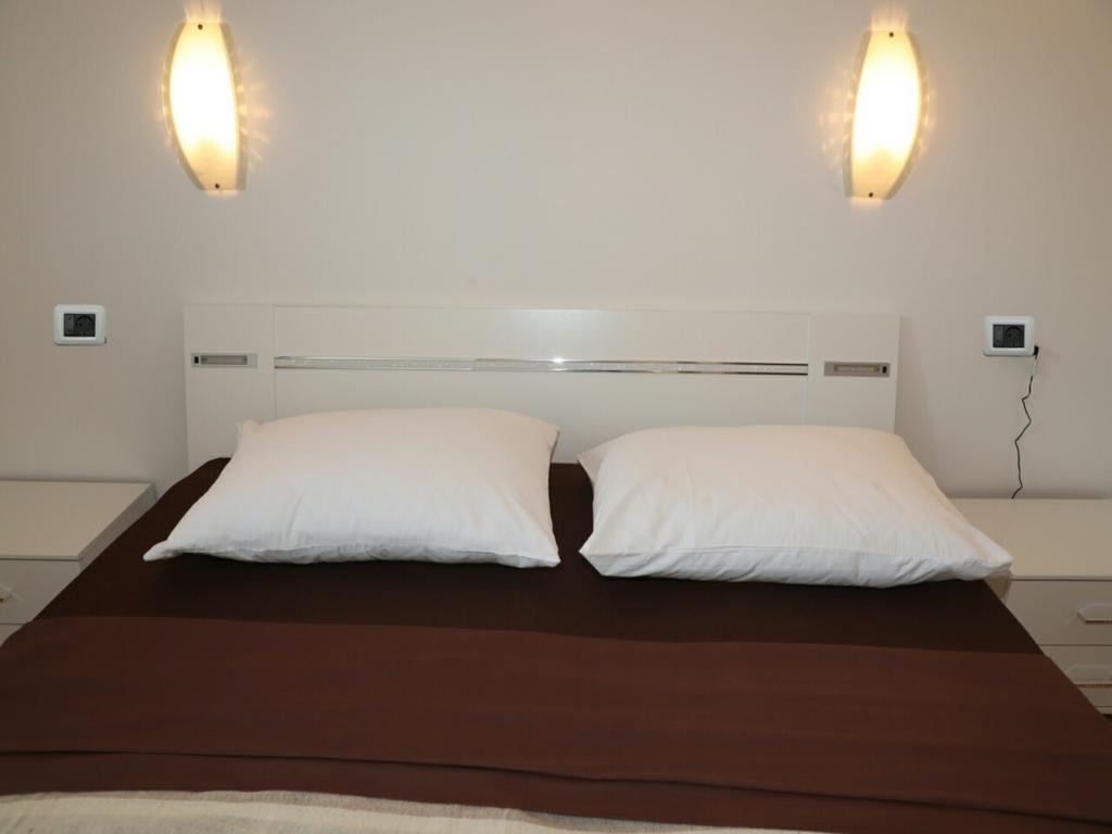Apartments Sveto Ровінь Екстер'єр фото